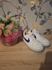 Кросовки Nike размер 37.5 (1 фото из 1)