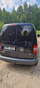 Volkswagen Caddy (3 фото из 7)