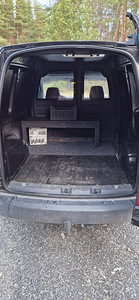 Volkswagen Caddy (5 фото из 7)