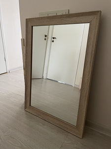 Peegel (1 foto / 1)