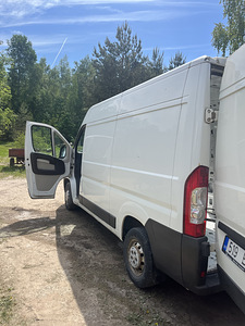 Peugeot Boxer 2.2D 81Kw (2 foto / 9)