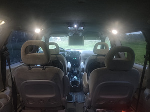 Chrysler grand voyager (6 foto / 8)