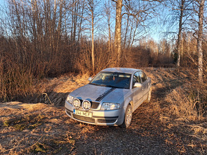 Skoda superb 2008 1.9 TDi (1 foto / 8)