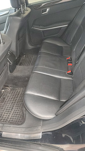 MERCEDES-BENZ E 200 NGT (8 foto / 9)