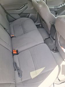 Ford Focus (10 foto / 15)
