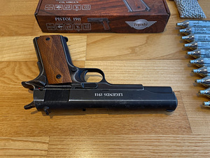 UUS UMAREX LEGENDS M1911 õhupüstol 4,5mm CO2 Blowback (3 foto / 10)
