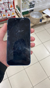 iPhone 14 (1 фото из 4)