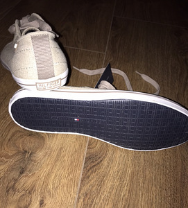Новые кеды Tommy Hilfiger 39 (3 фото из 4)