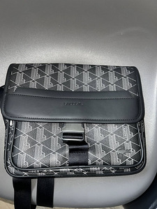 Сумка и чехол Lacoste (1 фото из 6)