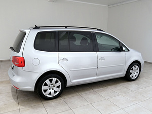 Volkswagen Touran Comfortline ATM 1.6 TDI 77kW (3 фото из 8)