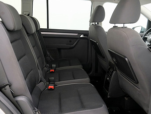 Volkswagen Touran Comfortline ATM 1.6 TDI 77kW (7 фото из 8)