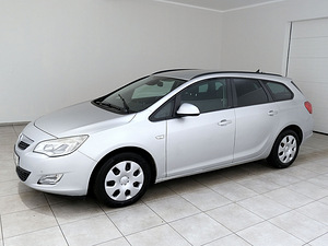 Opel Astra Sports Tourer 1.7 CDTi 92kW (2 foto / 8)
