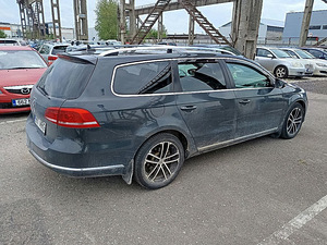 Volkswagen Passat Highline ATM 1.4 110kW (3 foto / 7)