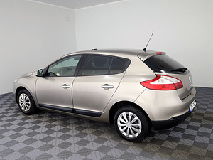 Renault Megane Elegance LPG 1.6 81kW (4 foto / 7)