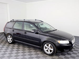 Volvo V50 Summum Facelift 2.0 D4 100kW (1 foto / 8)