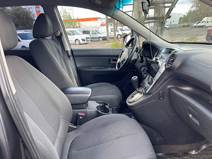 Kia Carens Comfort ATM 2.0 CRD 103kW (5 foto / 8)