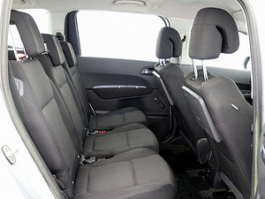 Peugeot 5008 Elegance 1.6 88kW (7 foto / 8)