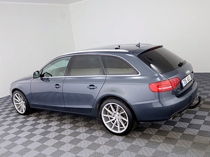 Audi A4 S-Line ATM 2.0 TDI 105kW (4 foto / 7)