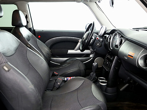 MINI Cooper Comfort ATM 1.6 85kW (6 foto / 8)