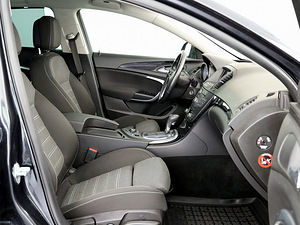 Opel Insignia Sports Tourer ATM 2.0 CDTi 118kW (6 foto / 7)
