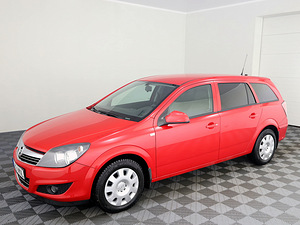 Opel Astra Facelift 1.6 85kW (2 foto / 7)