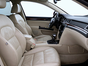 Skoda Superb Highline ATM 2.0 TDI 125kW (6 foto / 9)