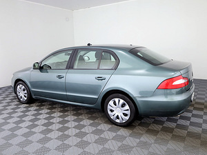 Skoda Superb Comfortline ATM 1.8 118kW (4 foto / 7)