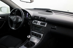 Mercedes-Benz CLC 160 Avantgarde 1.6 95kW (5 foto / 8)