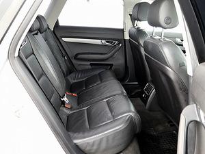 Audi A6 Comfortline Facelift ATM 2.7 TDI 140kW (7 foto / 7)