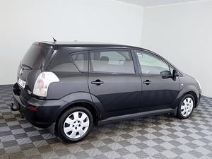Toyota Corolla Verso Linea Sol Facelift ATM 1.8 95kW (3 фото из 9)