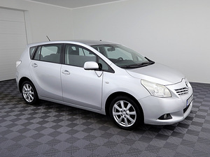 Toyota Verso Linea Sol 2.0 D-4D 93kW (1 foto / 8)