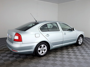 Skoda Octavia Comfortline Facelift ATM 1.4 90kW (3 foto / 8)