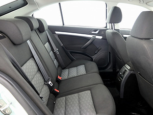 Skoda Octavia Comfortline Facelift ATM 1.4 90kW (7 foto / 8)