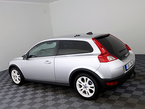Volvo C30 Momentum 1.6 D4 80kW (4 foto / 7)