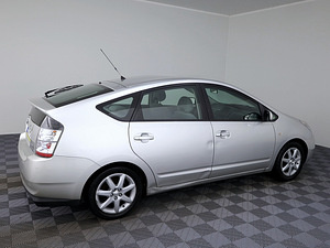 Toyota Prius Hybrid 1.5 57kW (3 foto / 8)