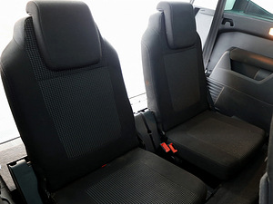 Peugeot 5008 Elegance ATM 1.6 HDi 80kW (8 foto / 9)