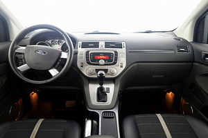 Ford Kuga Comfort 4x4 ATM 2.0 TDCi 103kW (5 foto / 7)