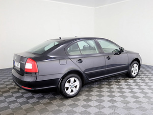 Skoda Octavia Comfortline Facelift ATM 1.2 77kW (3 foto / 8)