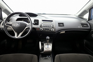 Honda Civic Elegance ATM 1.8 103kW (5 foto / 7)