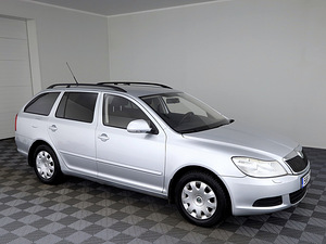 Skoda Octavia Comfortline Facelift 1.6 75kW (1 foto / 7)