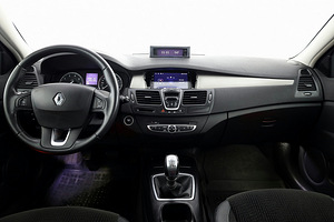 Renault Laguna Comfort 2.0 103kW (5 foto / 7)