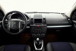 Land Rover Freelander HSE 4x4 2.2 TD4 118kW (5 foto / 7)