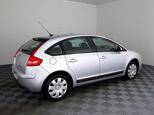 Citroen C4 Facelift 1.6 88kW (3 foto / 8)