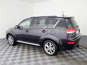 Citroen C-Crosser Luxury ATM 2.4 125kW (4 foto / 9)