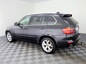 BMW X5 M-Pakett 3.0 D 155kW (4 foto / 9)