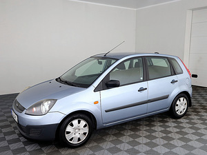 Ford Fiesta Facelift 1.3 51kW (2 foto / 7)