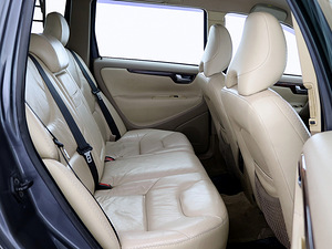 Volvo XC70 Summum Facelift ATM 2.4 D5 136kW (7 foto / 7)
