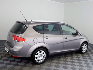 SEAT Altea XL Comfortline ATM 2.0 TDI 103kW (3 foto / 8)