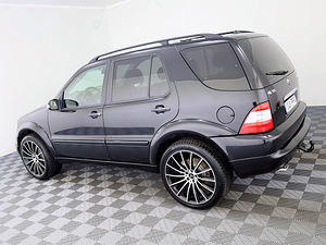 Mercedes-Benz ML 55 AMG Luxury 5.4 255kW (4 foto / 9)