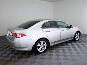 Honda Accord Elegance ATM 2.0 115kW (3 foto / 8)